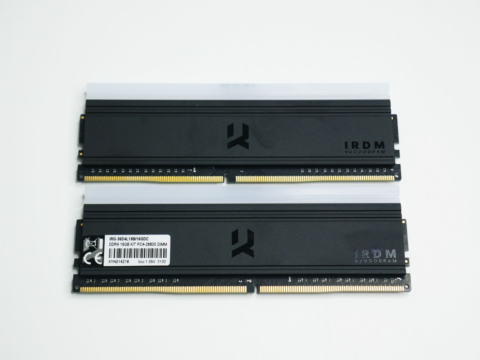 Review IRDM RGB DDR4 3600 Mhz 210