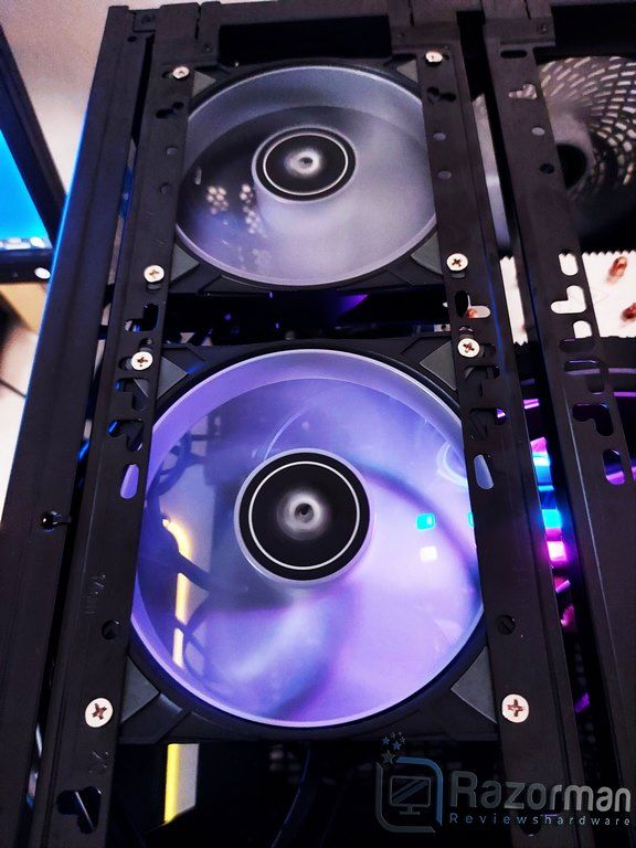 Review Arctic P12 PWM PST A-RGB