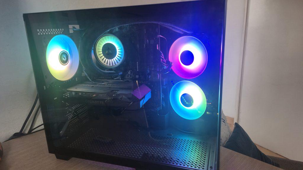 ARCTIC Liquid Freezer III Pro 240 A-RGB Review en Español