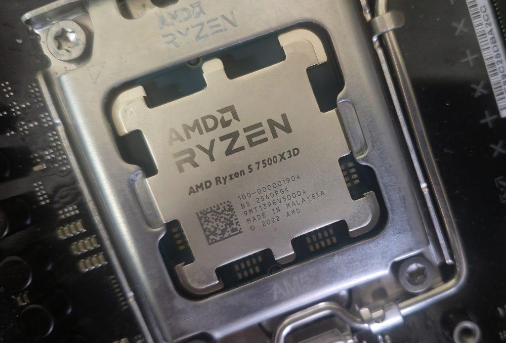 AMD Ryzen 5 75000X3D AMD Ryzen 5 75000X3D