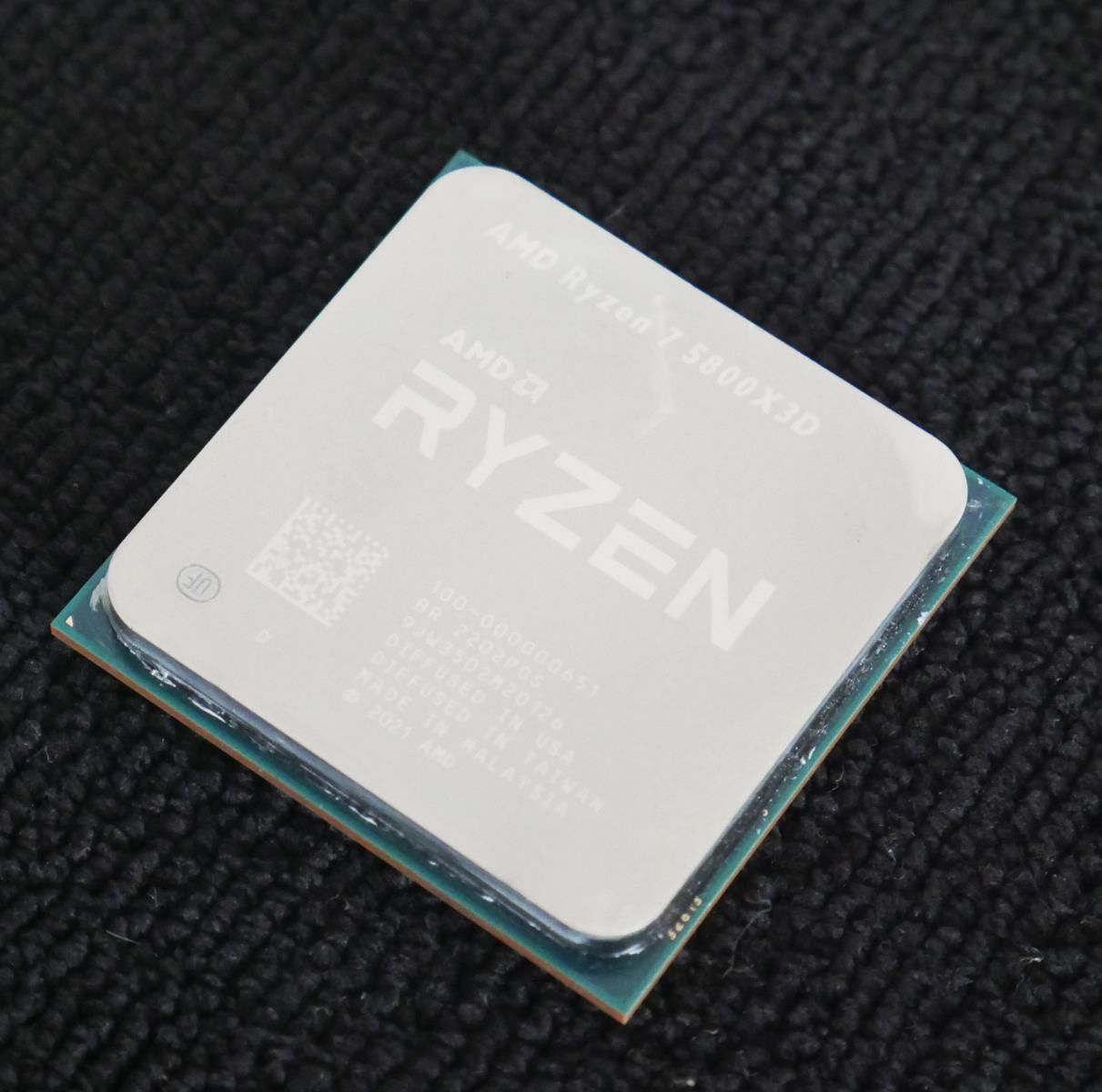 Review AMD Ryzen 7 5800X3D 14