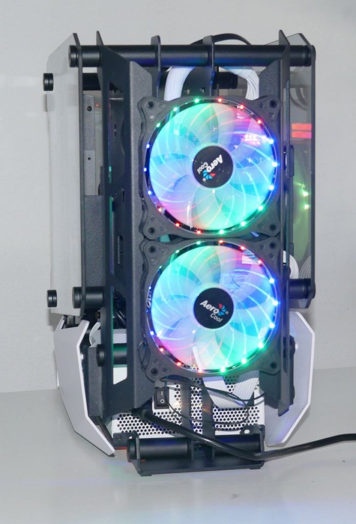 Review Antec Striker 21 Review Antec Striker 20