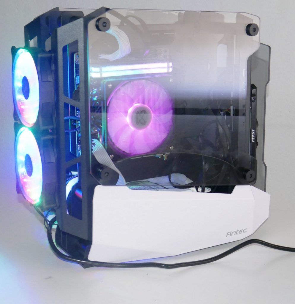 Review Antec Striker 25 Review Antec Striker 24