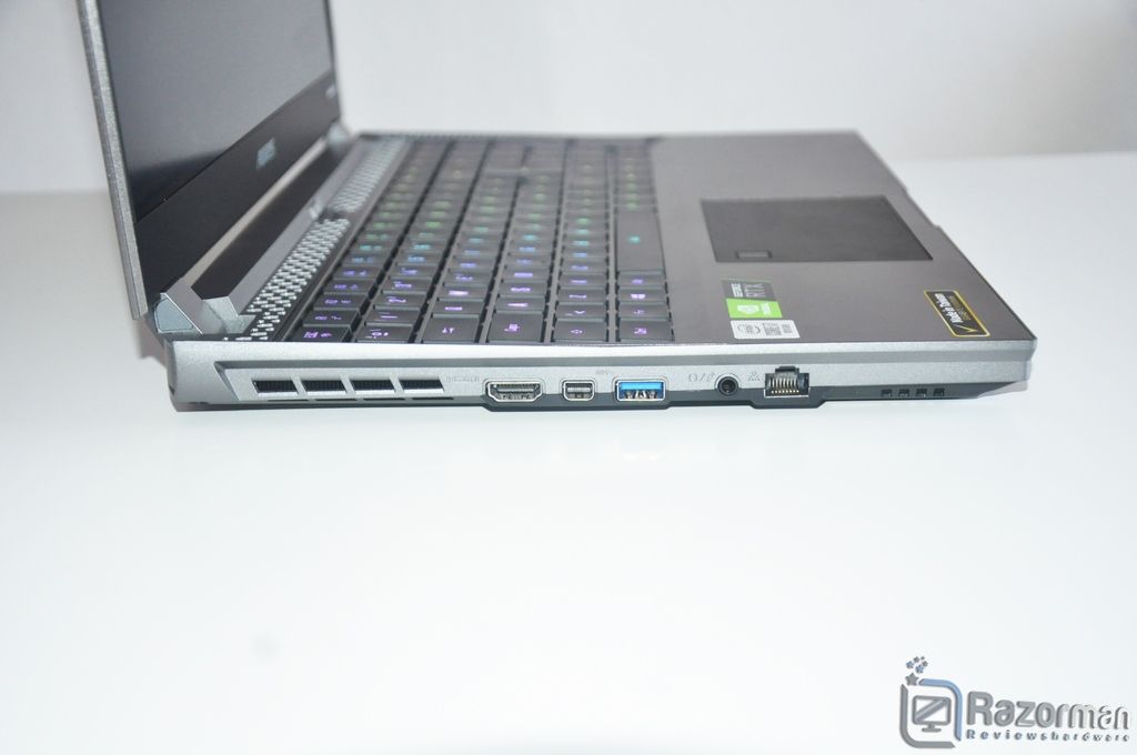 Review AORUS 15G XB 17 Review AORUS 15G XB 15