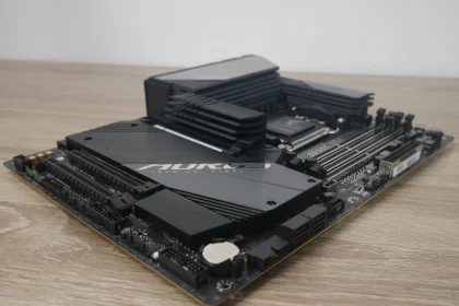 Review AORUS B650E Master 12