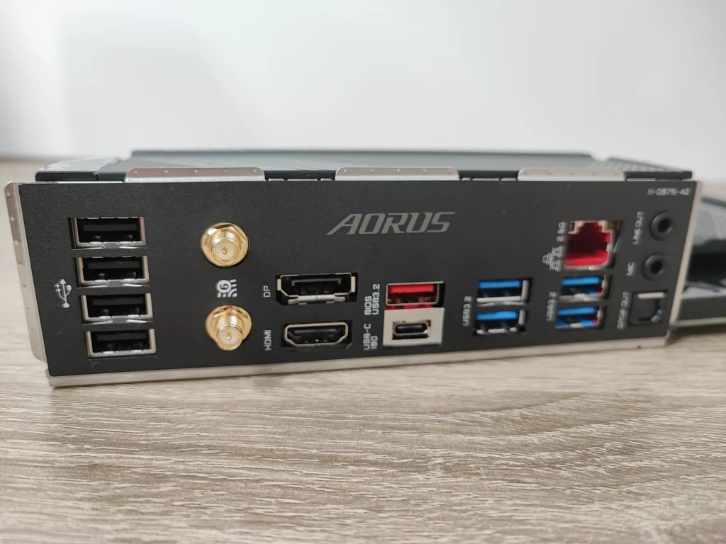 Review Aorus B760 Elite AX 24 Review Aorus B760 Elite AX 24
