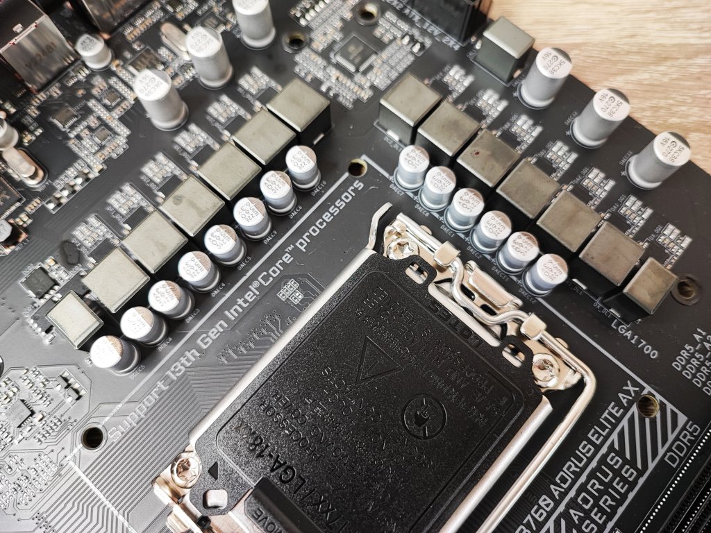 Review Aorus B760 Elite AX 15 Review Aorus B760 Elite AX 15