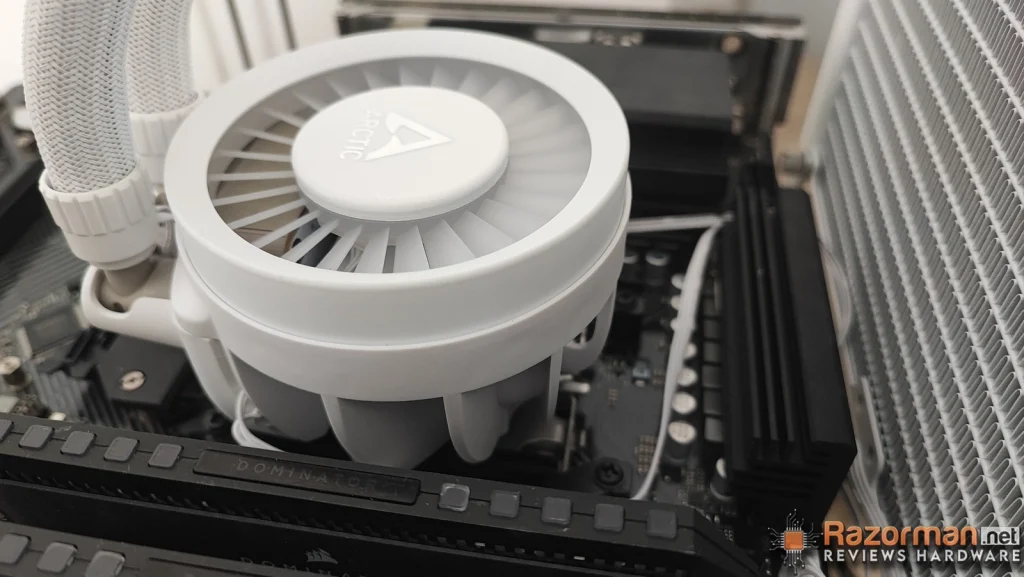 Review Arctic Liquid Freezer III 240-ARGB 28 Review Arctic Liquid Freezer III 240-ARGB 28
