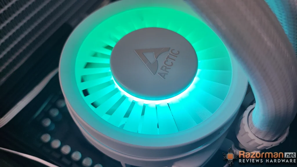 Review Arctic Liquid Freezer III 240-ARGB 33 Review Arctic Liquid Freezer III 240-ARGB 33