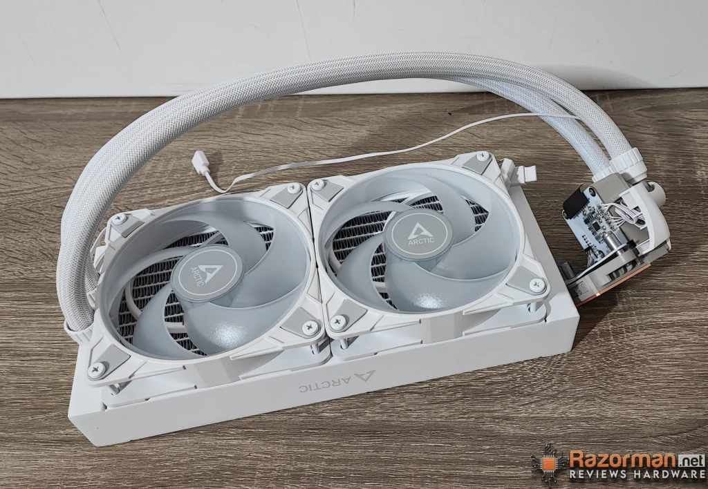 Review Arctic Liquid Freezer III 240-ARGB 9 Review Arctic Liquid Freezer III 240-ARGB 9