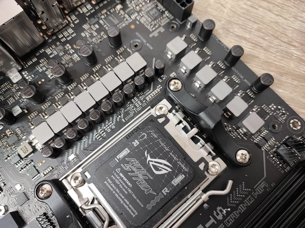 Review ASUS Rog Strix B650E-F Gaming Wifi 12 Review ASUS Rog Strix B650E-F Gaming Wifi 12