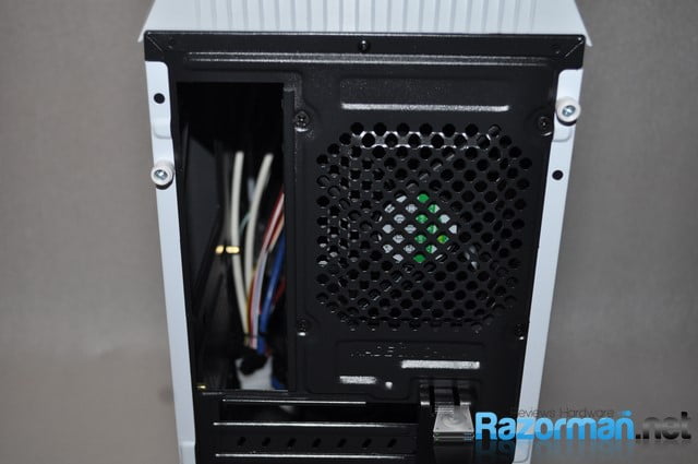 Review Aerocool BattleHawk 8 Aerocool BattleHawk (14)