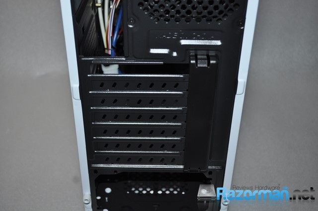 Review Aerocool BattleHawk 9 Aerocool BattleHawk (15)