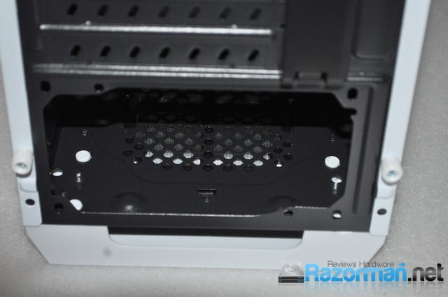 Review Aerocool BattleHawk 10 Aerocool BattleHawk (16)
