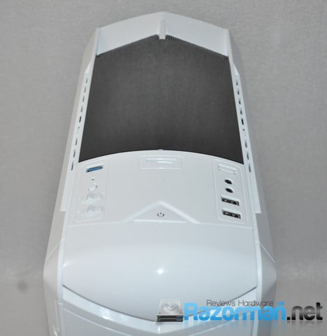 Review Aerocool BattleHawk 13 Aerocool BattleHawk (19)