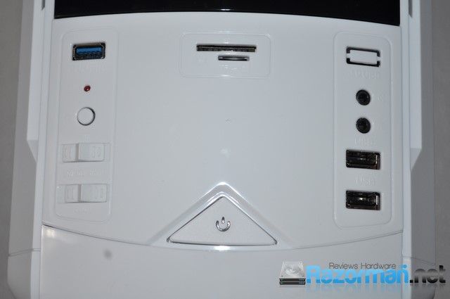 Review Aerocool BattleHawk 14 Aerocool BattleHawk (20)