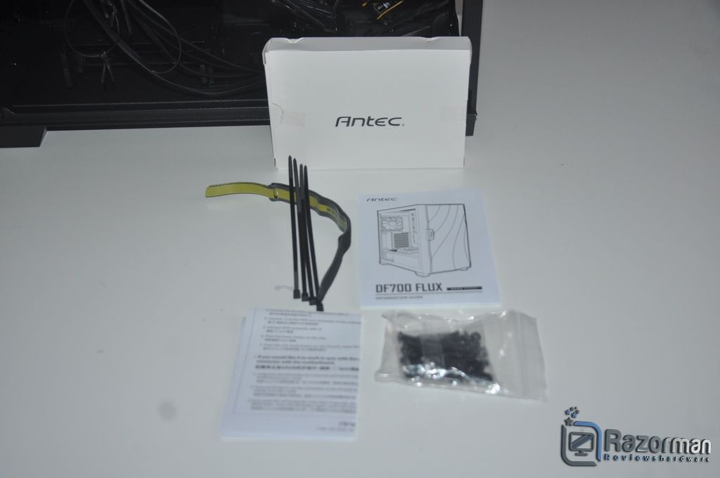 Review Antec DF700 Flux 5