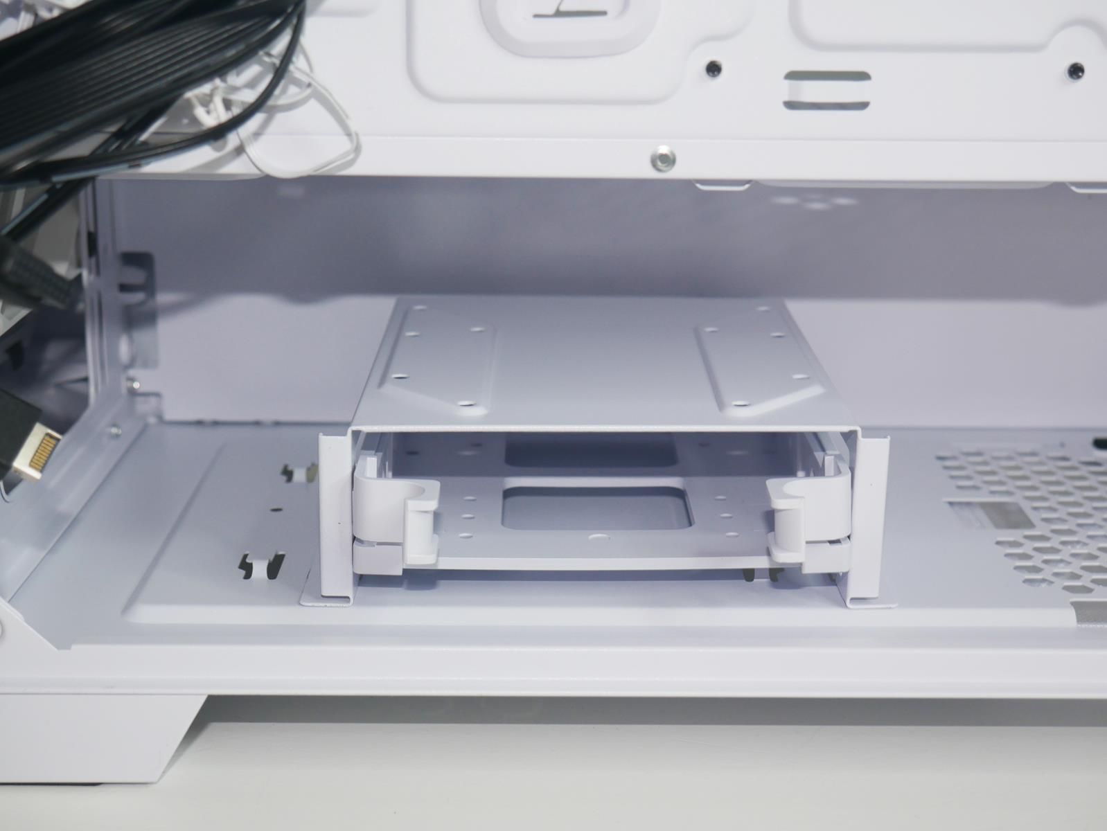 Review Antec DP505 White 22 Review Antec DP505 White 21