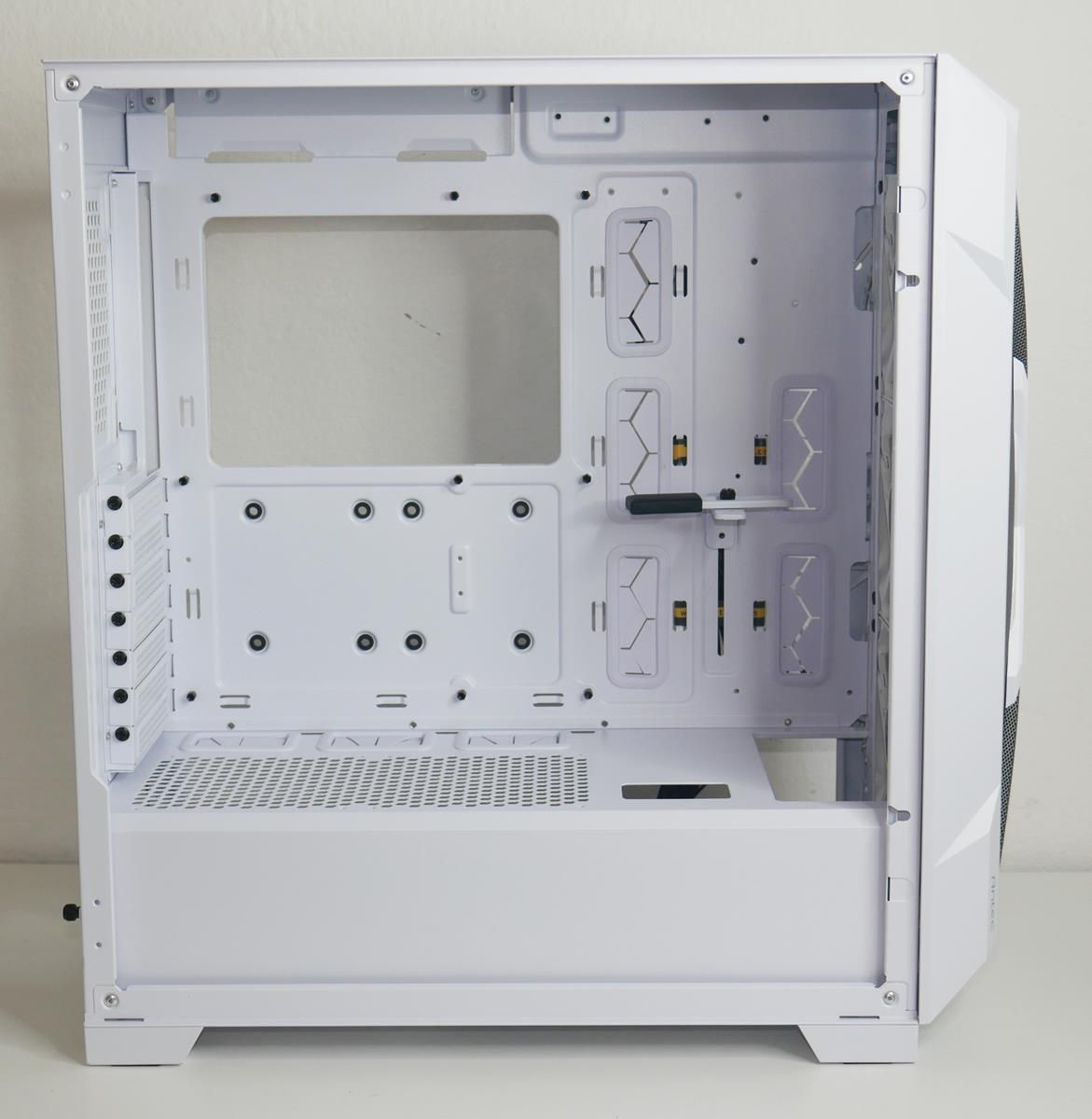 Review Antec DP505 White 18 Review Antec DP505 White 17