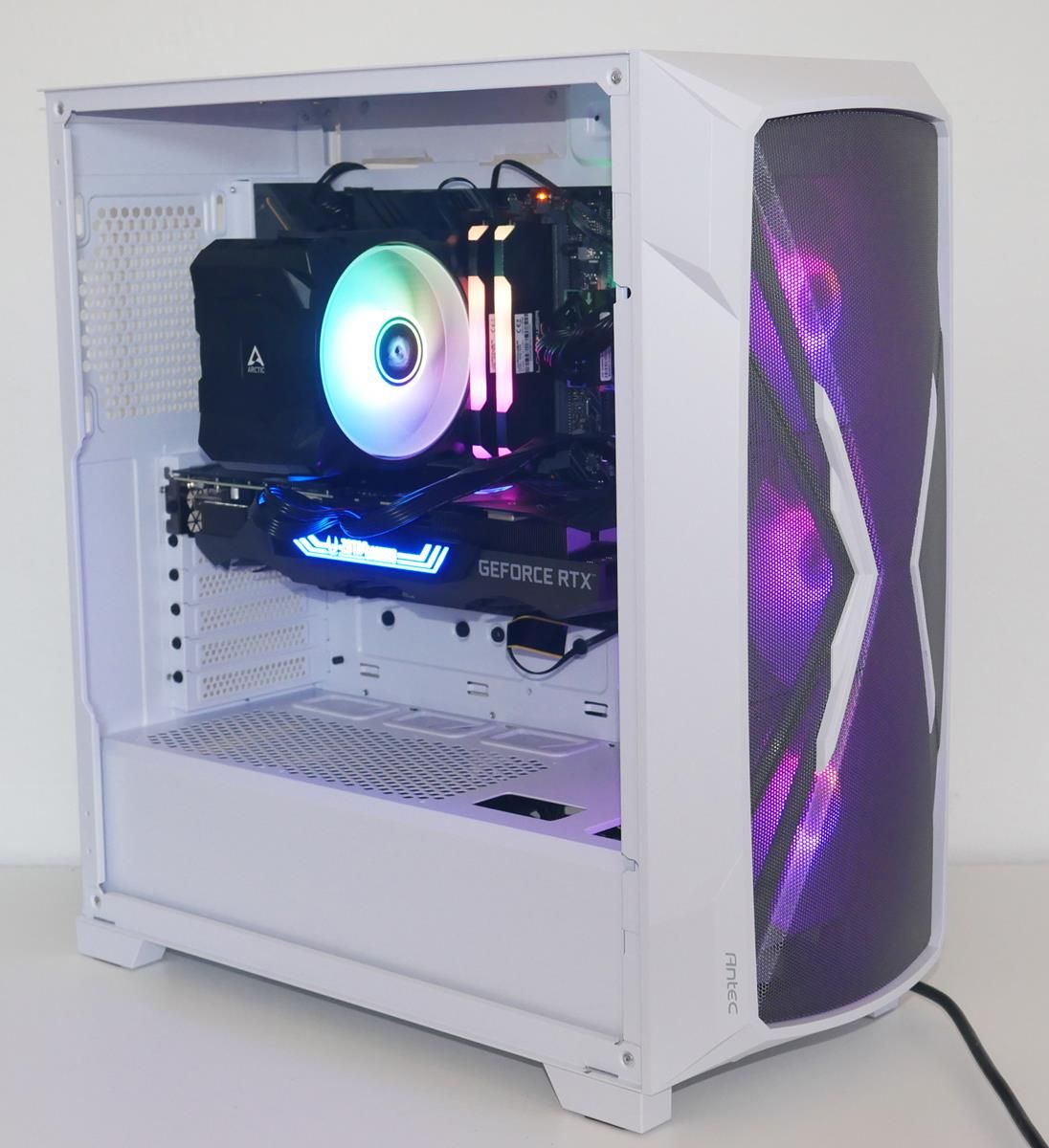 Review Antec DP505 White 37 Review Antec DP505 White 36