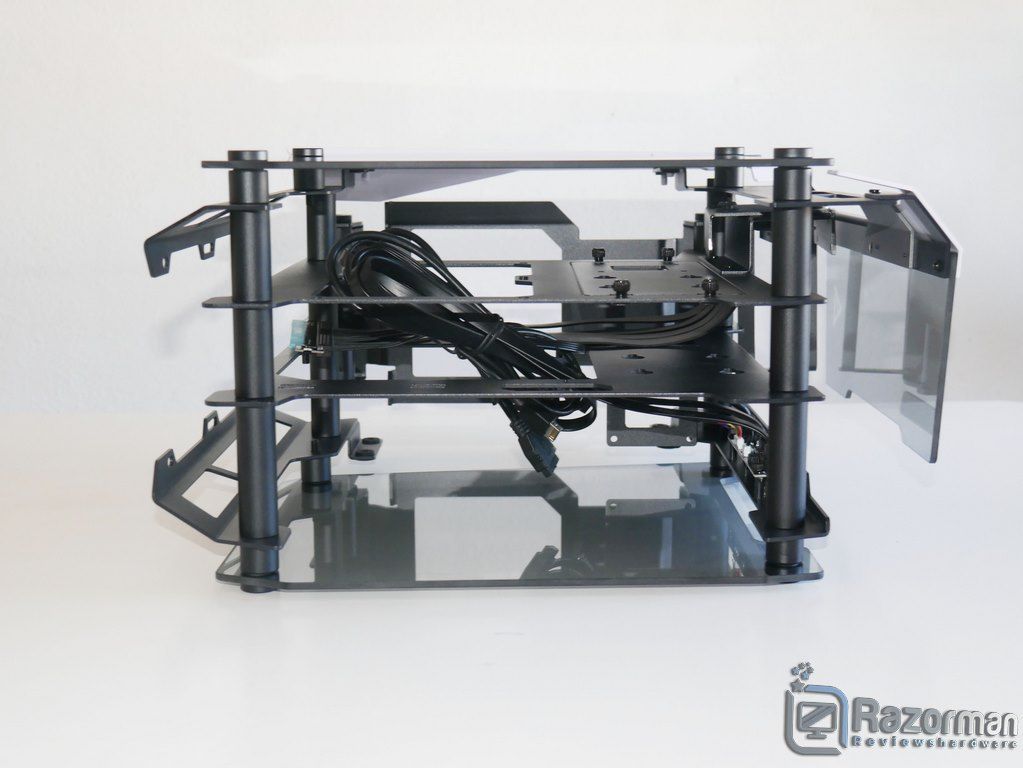 Review Antec Striker 12 Review Antec Striker 11
