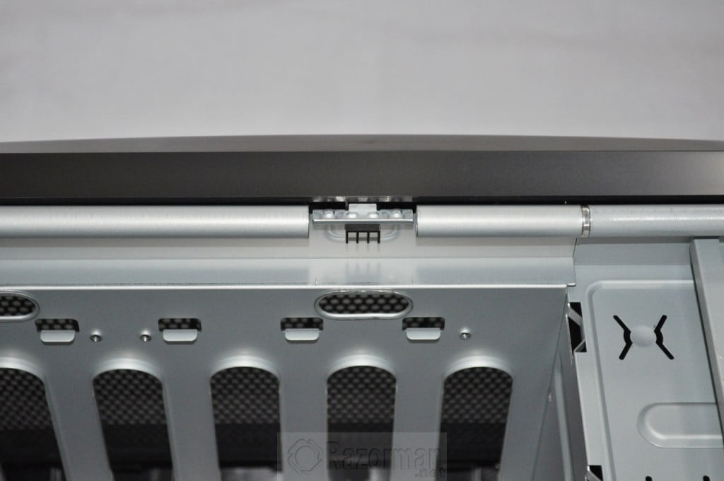 Review Caja Antec Three Hundred Two 5
