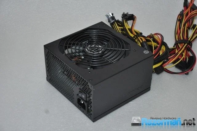 Review ANTEC VP 700P 2