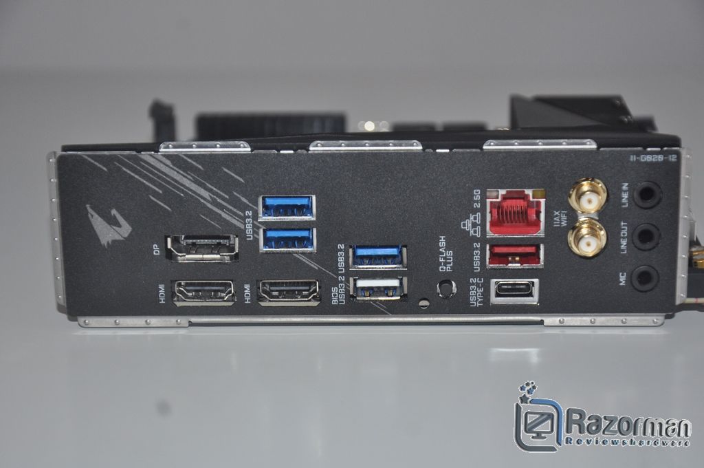 Review Aorus B550i PRO AX 17 Review Aorus B550i PRO AX 16