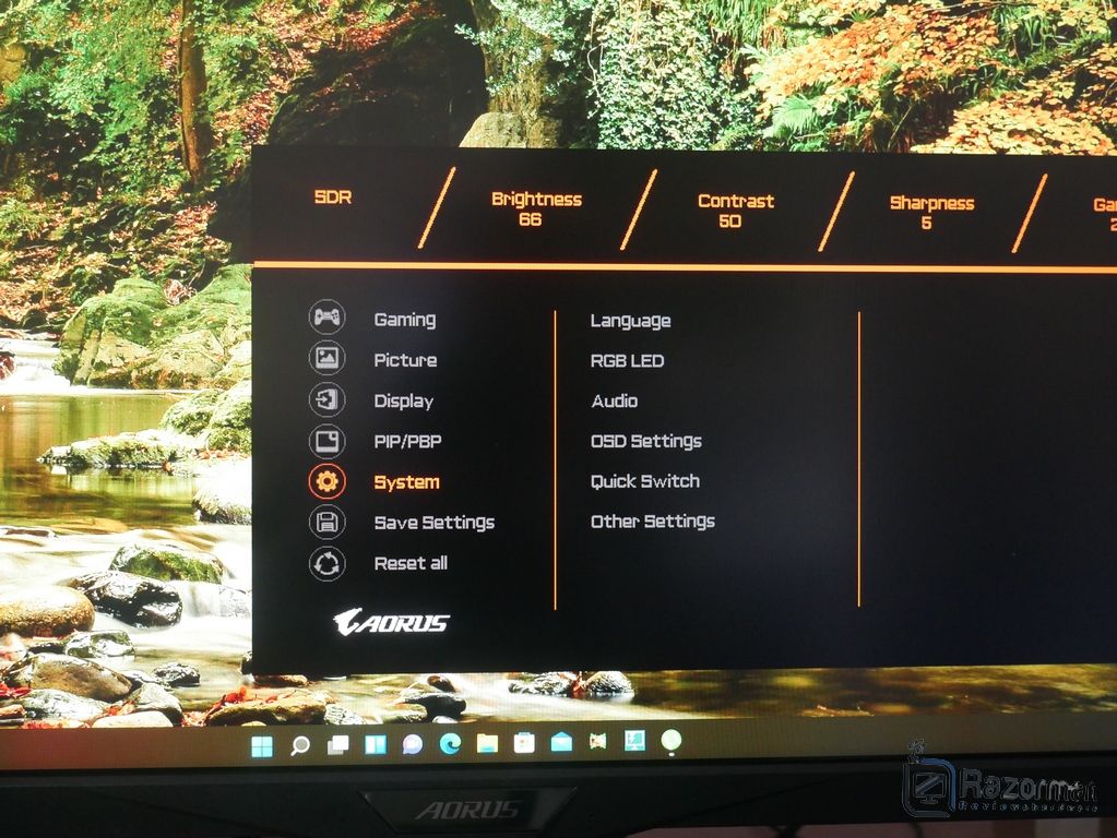 Review Aorus FI32U 22