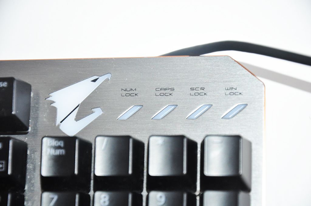 Review Aorus K7 14 Review Aorus K7 13