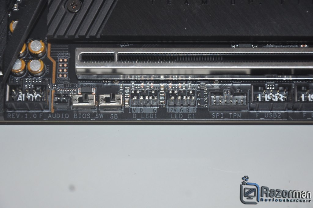 Review Aorus Z590 Master 13