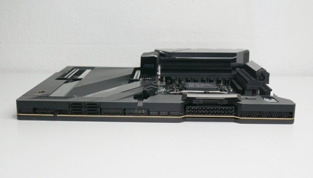 Review Gigabyte Aorus Z690 Xtreme 18 Review Gigabyte Aorus Z690 Xtreme 17