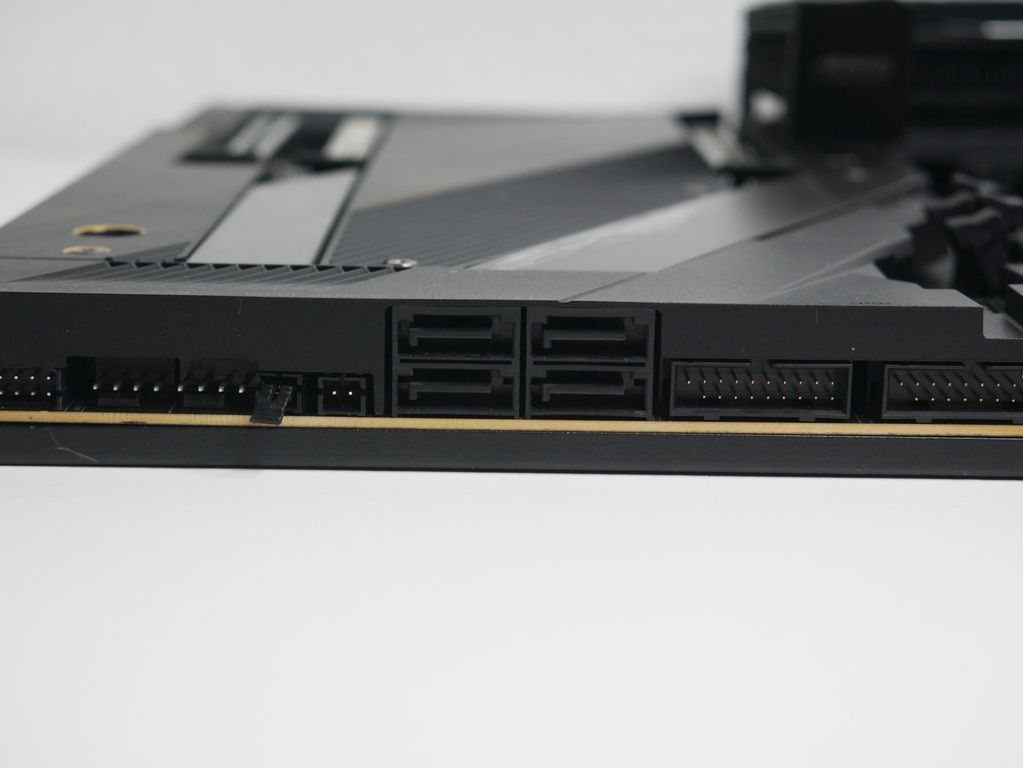 Review Gigabyte Aorus Z690 Xtreme 20 Review Gigabyte Aorus Z690 Xtreme 19
