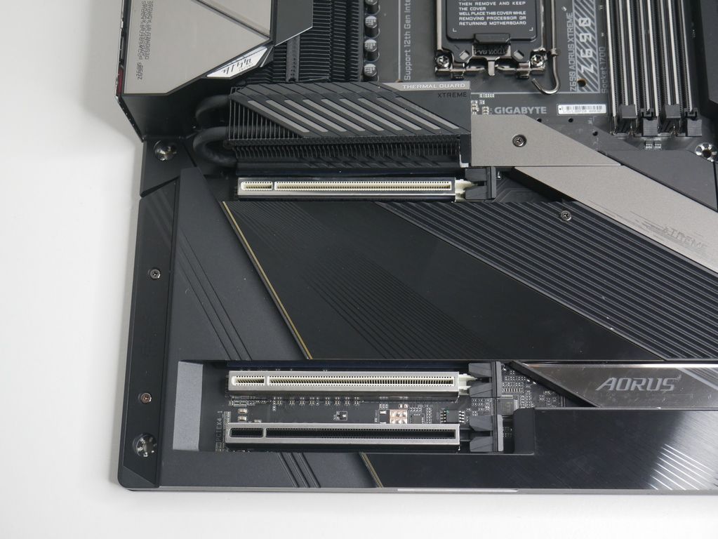Review Gigabyte Aorus Z690 Xtreme 22 Review Gigabyte Aorus Z690 Xtreme 21