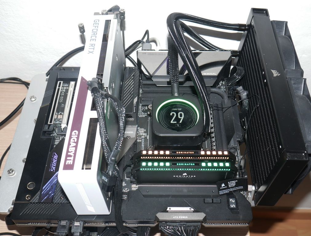 Review Gigabyte Aorus Z690 Xtreme 82 Review Gigabyte Aorus Z690 Xtreme 81