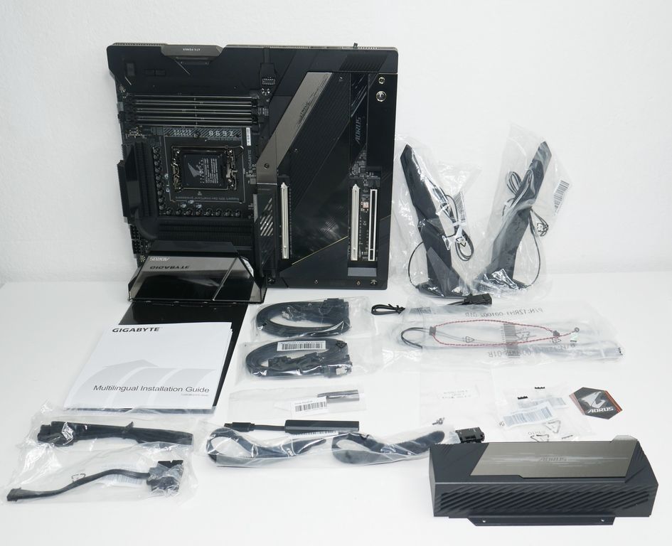 Review Gigabyte Aorus Z690 Xtreme 9 Review Gigabyte Aorus Z690 Xtreme 8