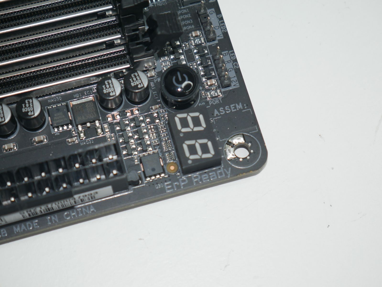 Review Aorus Z690 PRO 17 Review Aorus Z690 PRO 16