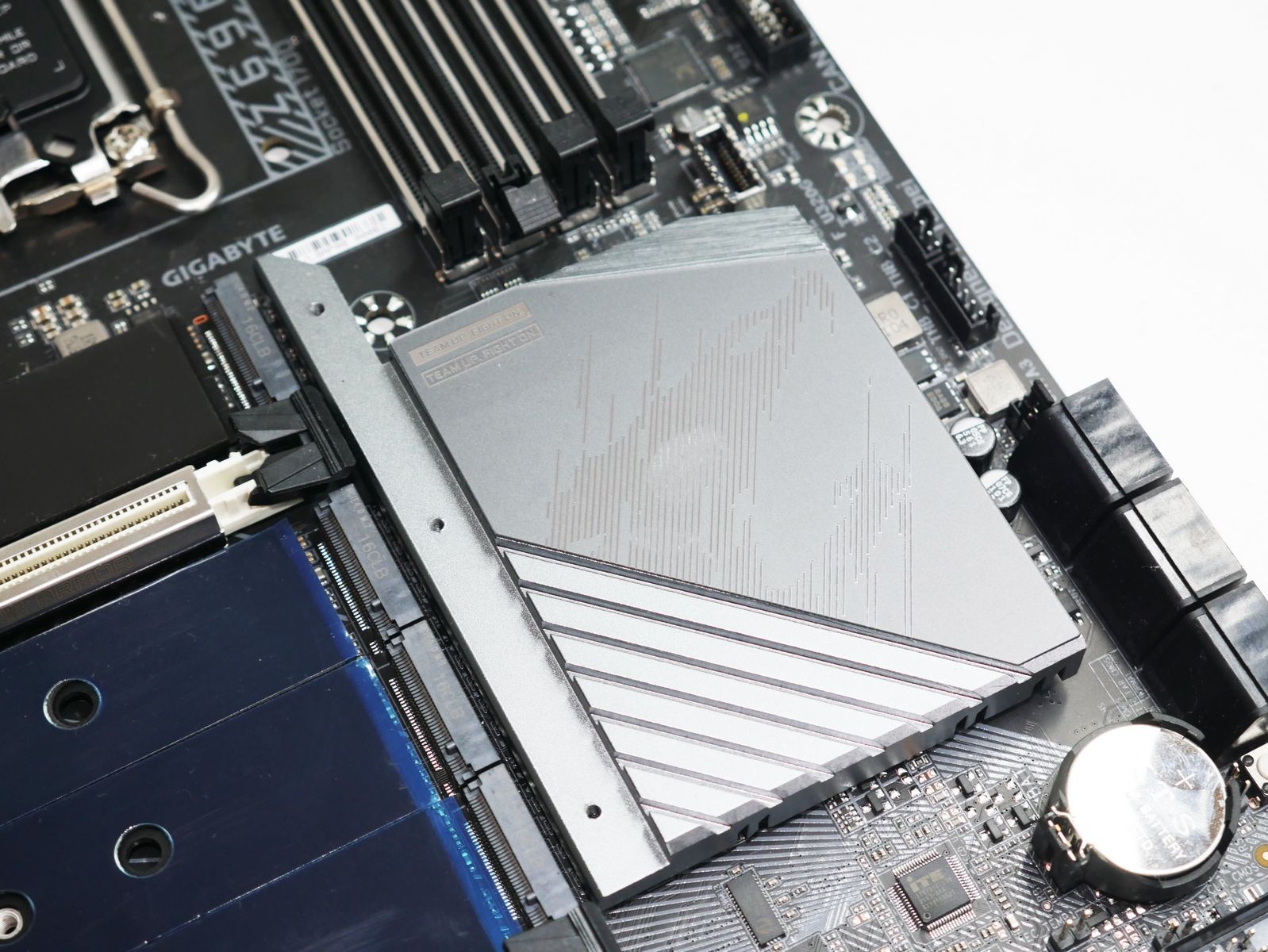 Review Aorus Z690 PRO 22 Review Aorus Z690 PRO 21