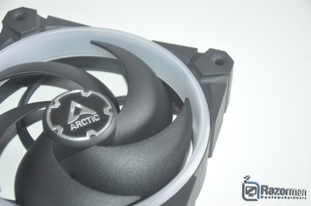 Review Arctic Bionix P120 A-RGB 10 Review Arctic Bionix P120 A-RGB 9