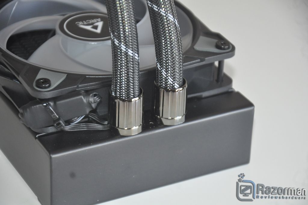 Review Arctic Liquid Freezer II 240 A-RGB 16 Review Arctic Liquid Freezer II 240 A-RGB 15