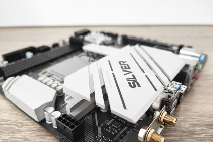 Review Biostar B760M-Silver 6