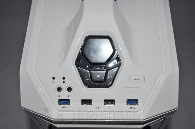 CM STORM STRYKER (11)