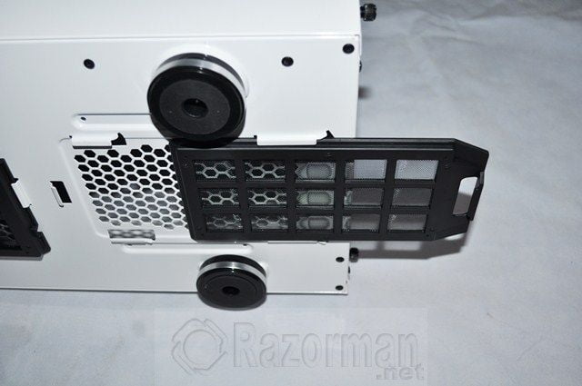 CM STORM STRYKER (29)