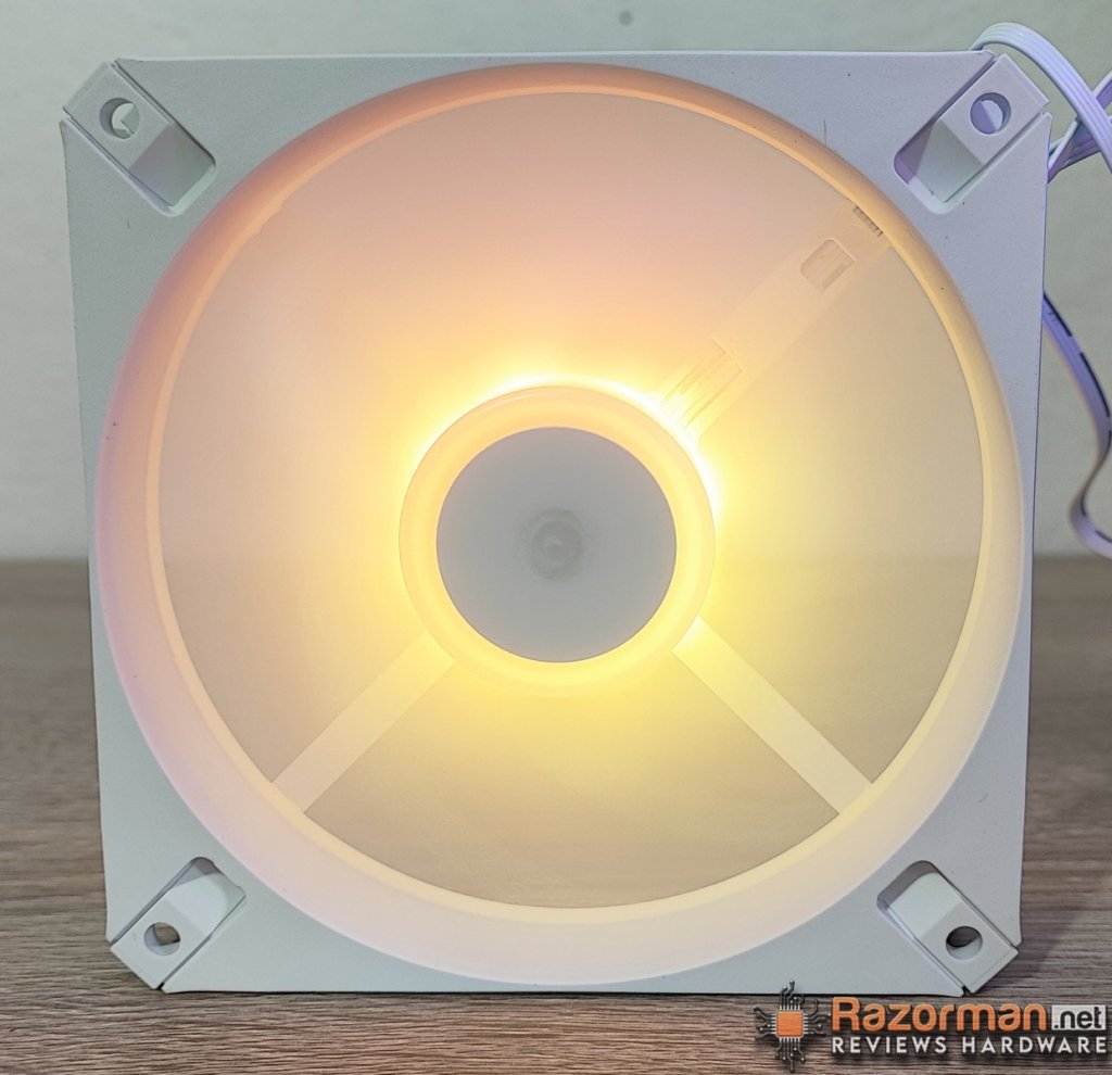 Corsair AR120 RGB Corsair AR120 RGB
