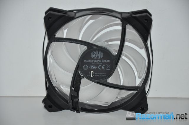 Review Cooler Master Master Fan PRO 120 RGB 11