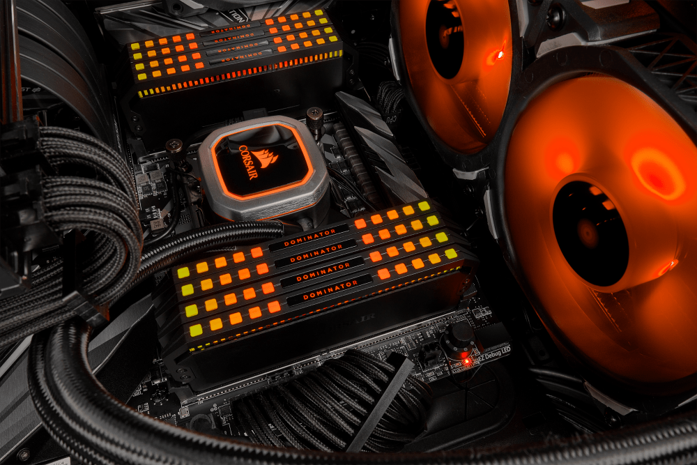 Corsair DDR4 DOMINATOR PLATINUM RGB 2