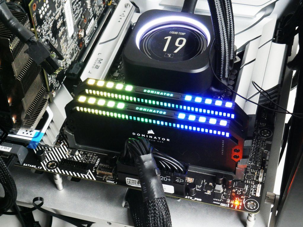 Review Corsair Dominator Platinum RGB DDR5 5200 Mhz 10