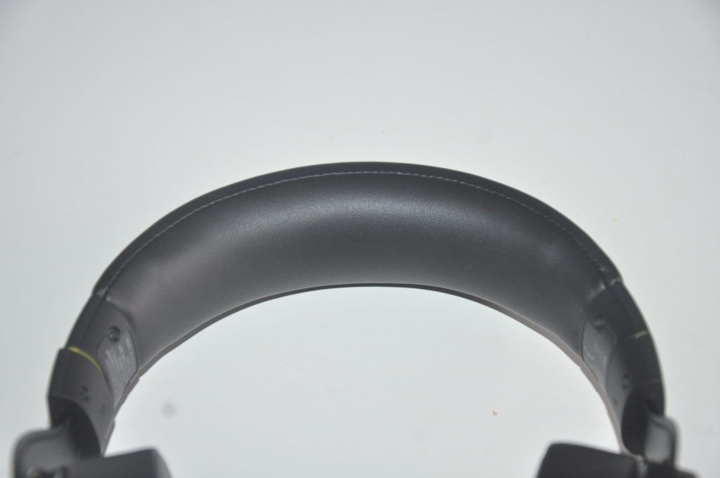 Review Corsair HS70 Bluetooth 9 Review Corsair HS70 Bluetooth 8