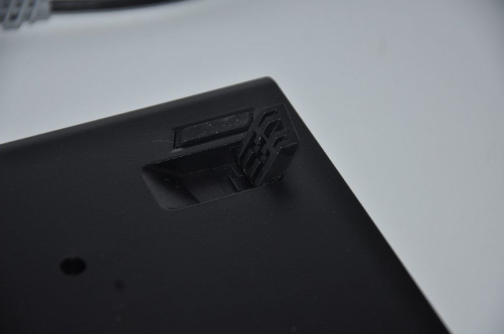 Review Corsair K63 18