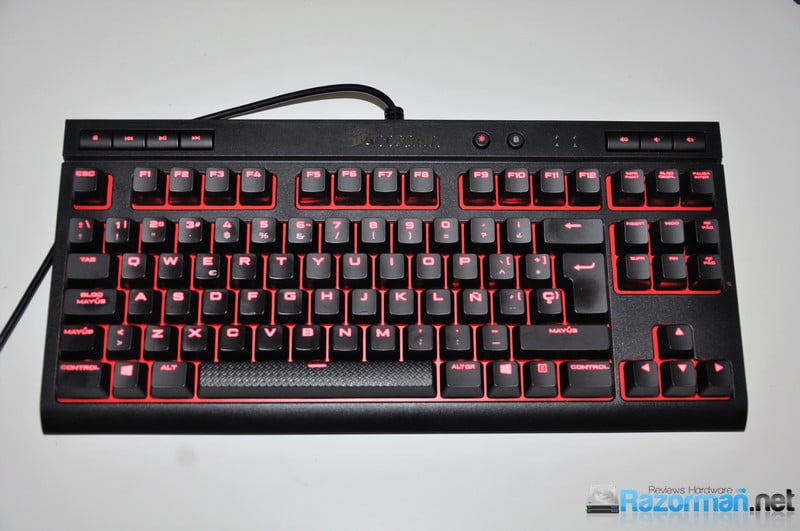 Review Corsair K63 10